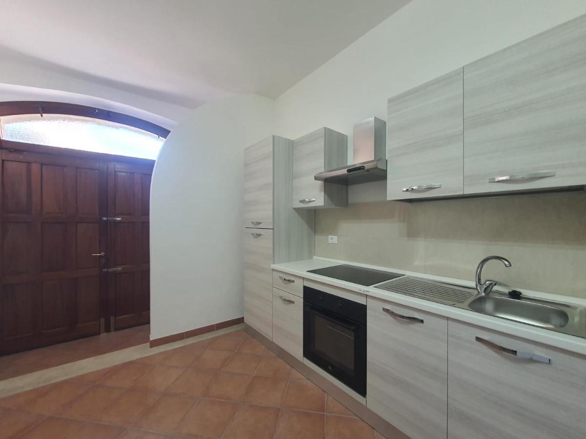 Casa Pepe - Fondi Vertice Rooms Bagian luar foto