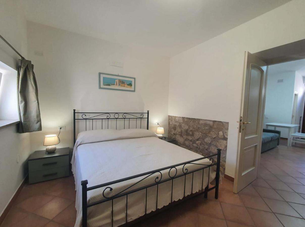 Casa Pepe - Fondi Vertice Rooms Bagian luar foto